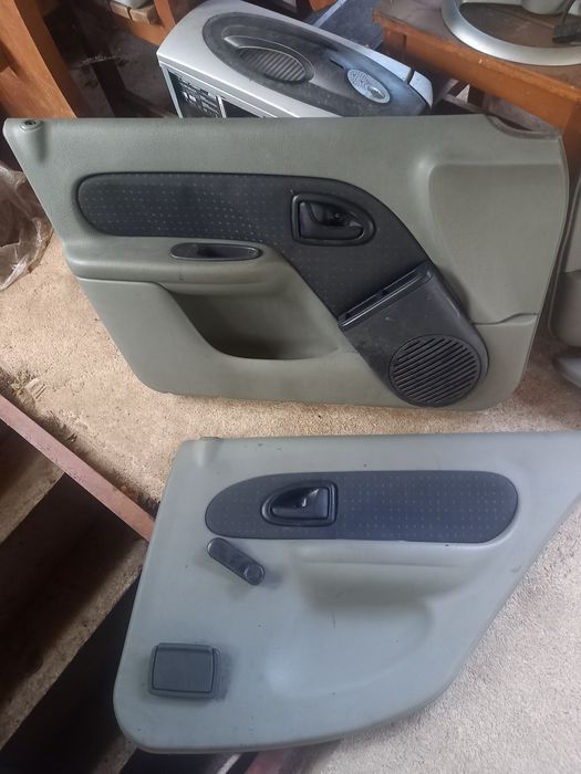 Fete Usi interior Renault Clio 2 satoze usi