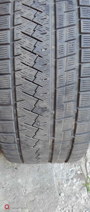 Jante auto cu trei anvelopa
