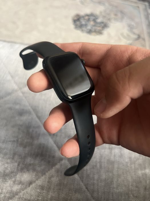 Apple watch se. 2
