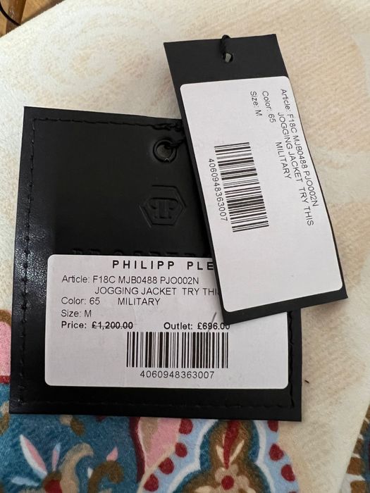 Bluza trening Philipp plein  , noua cumpărată din Anglia