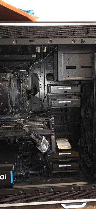 PC Gaming i9 9900KF + ASUS ROG Strix GeForce RTX 4070 Ti + 32GB RAM
