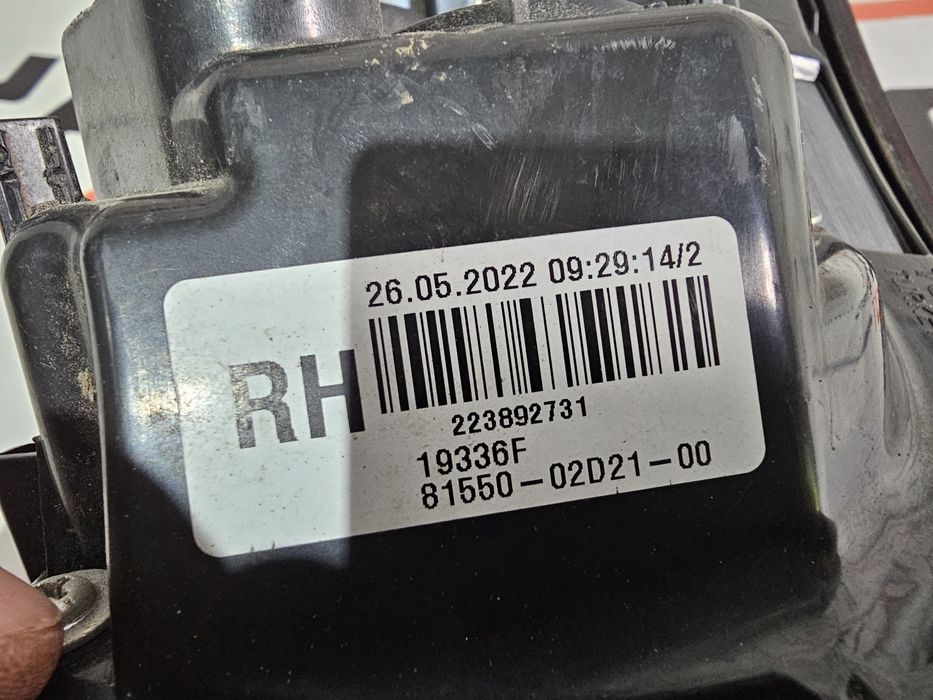 Stop dreapta led Toyota Corolla Sedan dupa 2019 cod 81550-02D21-00