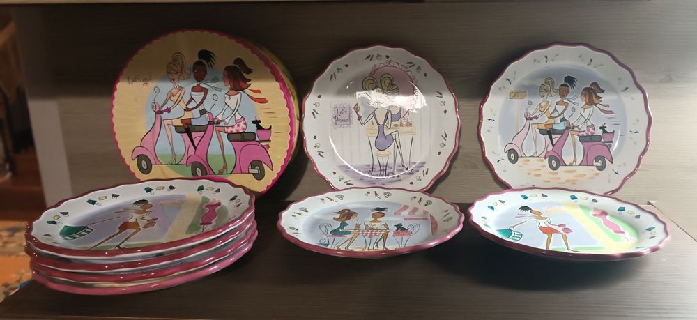 Коллекция  тарелок "Подружки"
