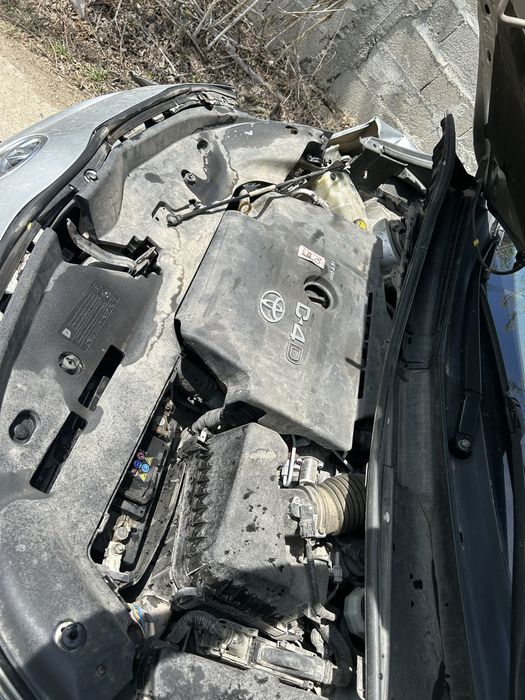 на части Toyota Verso 2.0 d4d 2009 126кс