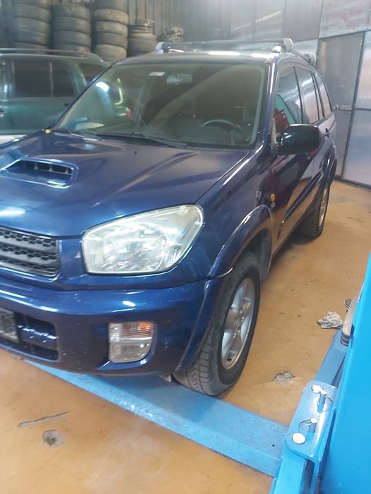 Тойота Рав 4 2.0 дизел 116 к.с 2003 година