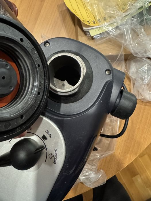 Espressor manual DeLonghi nou