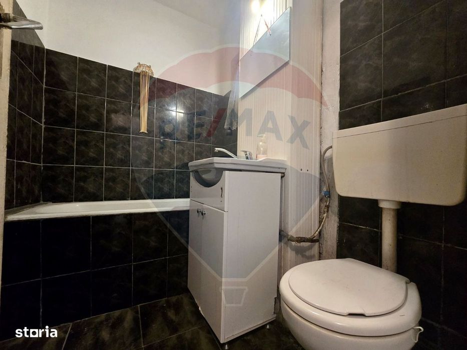 Apartament 3 camere, decomandat, Alba Iulia, (Cetate) 84.000 euro