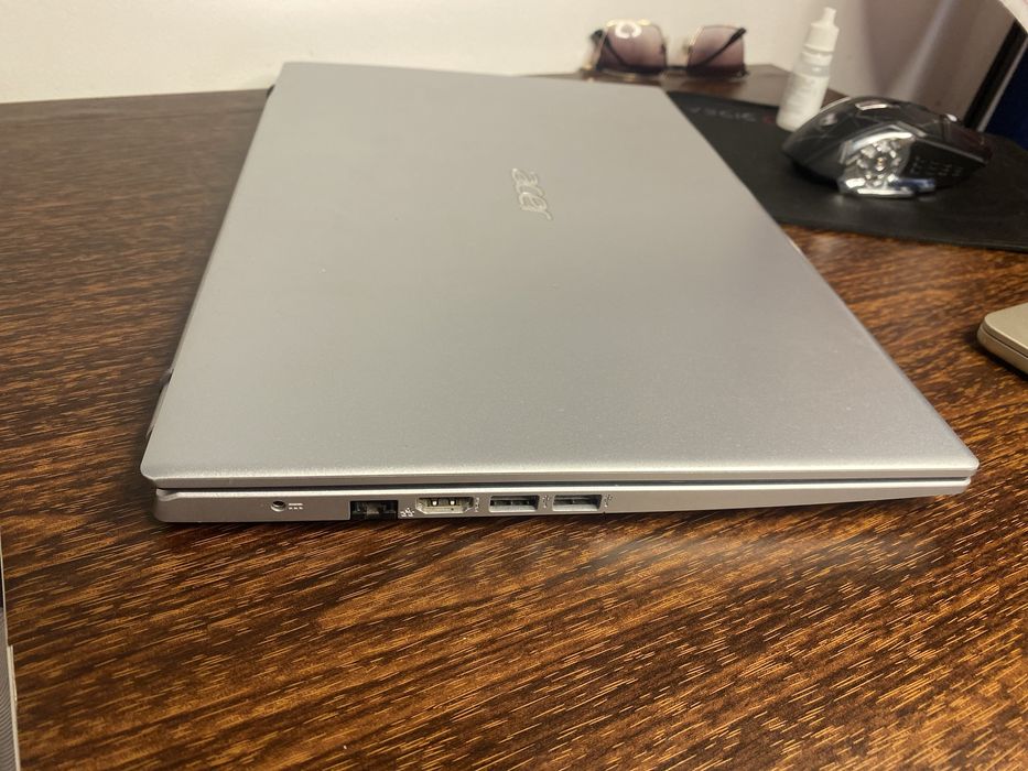 Acer As. corei3. 64bit. 4gb memory. 1tb umumiy xotira.