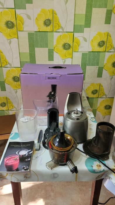 Продам Сокопресс BORK S610