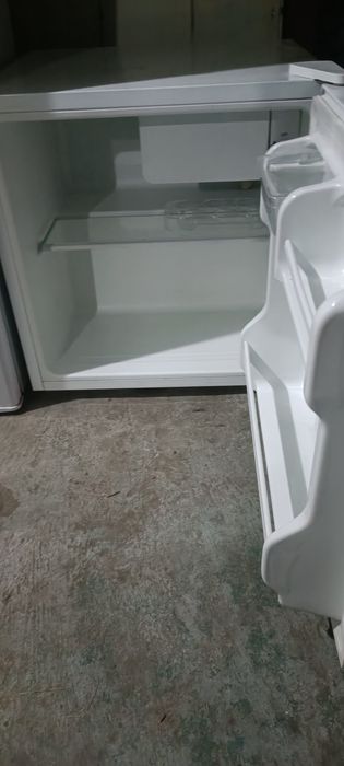 Продам мини холодильник