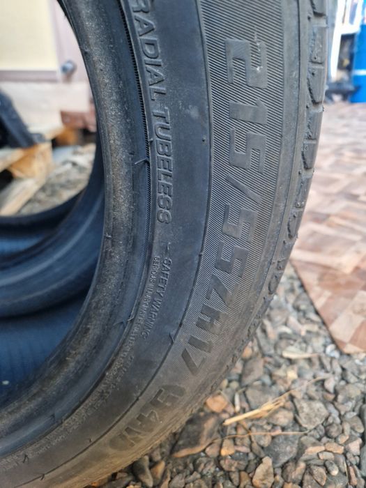 Продам шины 215-55r17