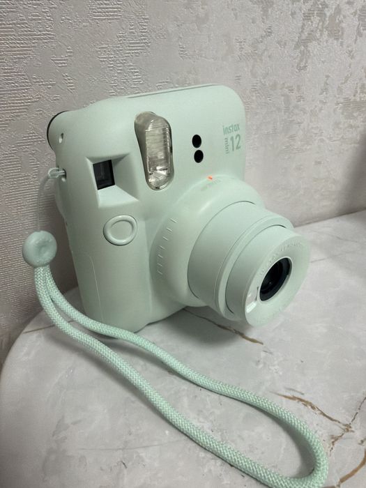 Fujifilm Instax Mini 12