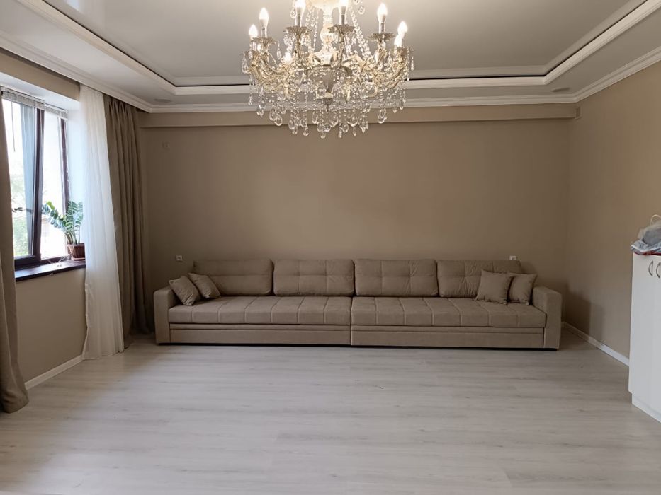 Диван 3х местный