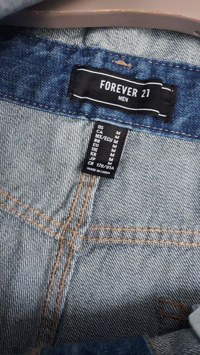 Vând salopeta blugi marimea M