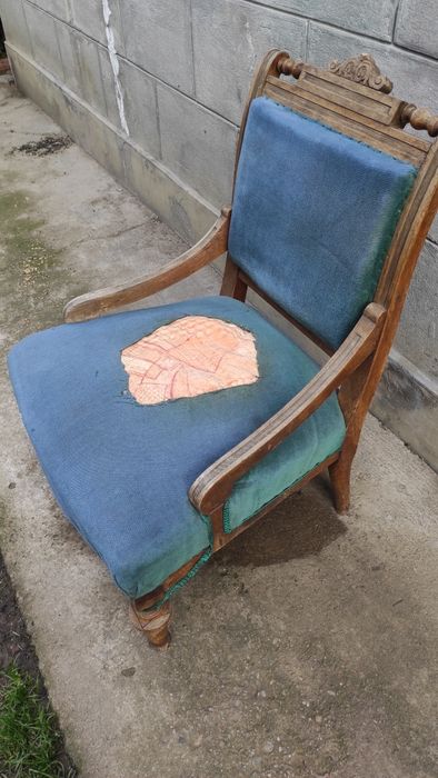 Fotoliu vintage, foarte vechi