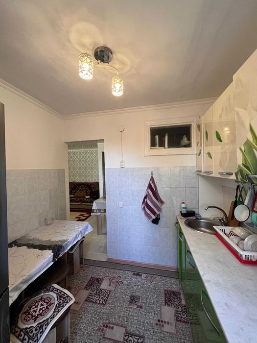 продам 3 комнатную квартиру