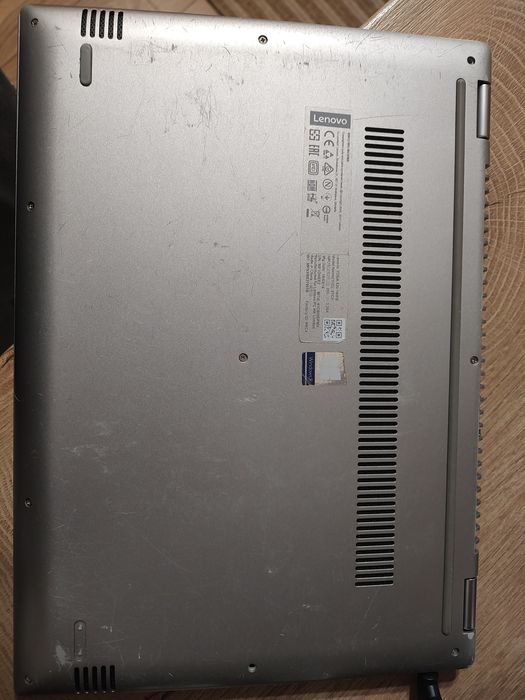 Lenovo Yoga 520 i7-8550U 8GB RAM SSD 477GB NVIDIA 940MX TOUCHSCREEN