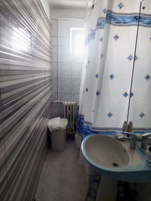 Proprietar - Apartament 2 camere Exercițiu - vis a vis de Liceul Barbu
