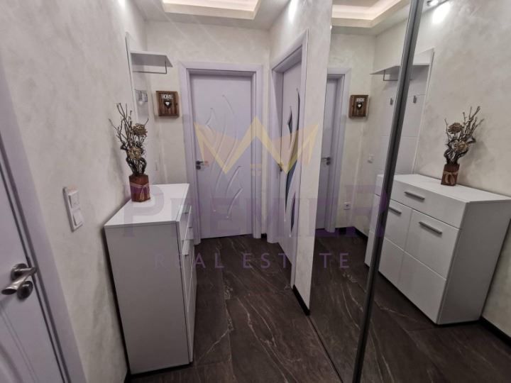 Дава се под наем Двустаен апартамент в Варна, Кайсиева градина - 60 кв.м за 510 € - Снимка #9