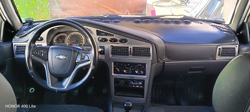 Nexia 2 sotiladi 1.6 dons holati ideal narxi 5 200 $