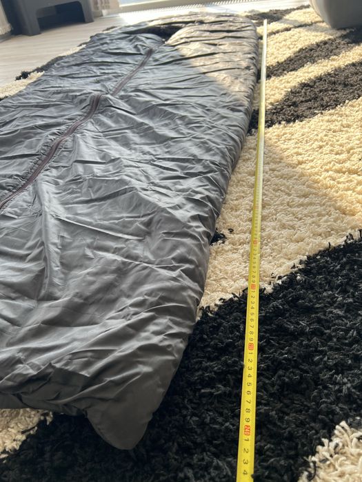 Продам спальник влагозащитный