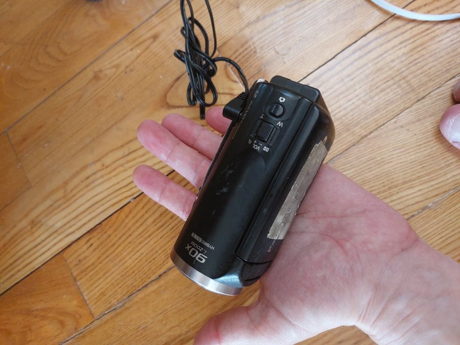 Видеокамера Panasonic HC V-260