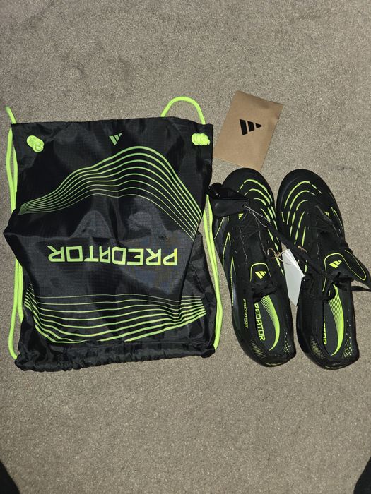 Vând ghete adidas Predator Elite SC-negru.Noi