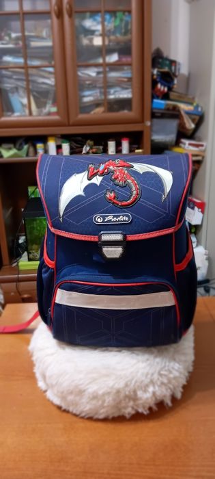 Ученическа раница Herlitz LOOP robo dragon-от 1 до 4 клас, много лека.