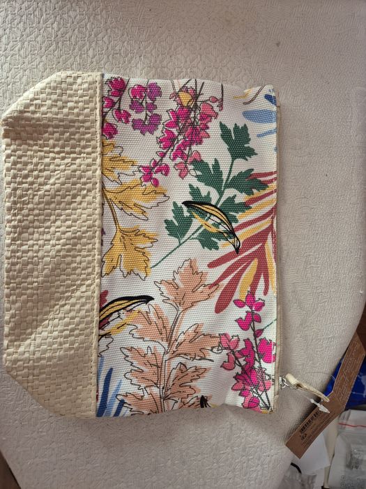 Косметичка от Ив Роше