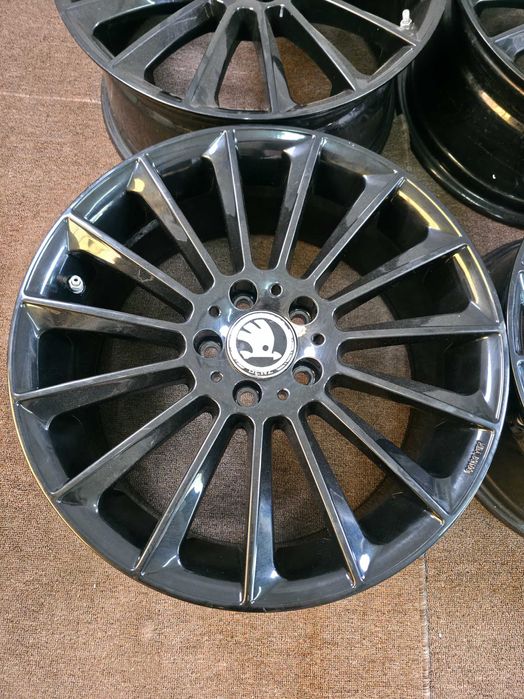 Jante Aliaj 5x112 18'' VW Golf Passat Touran Sharan Caddy Tiguan T-ROC / Skoda Karoq Kodiaq Octavia VRS RS Superb Yeti