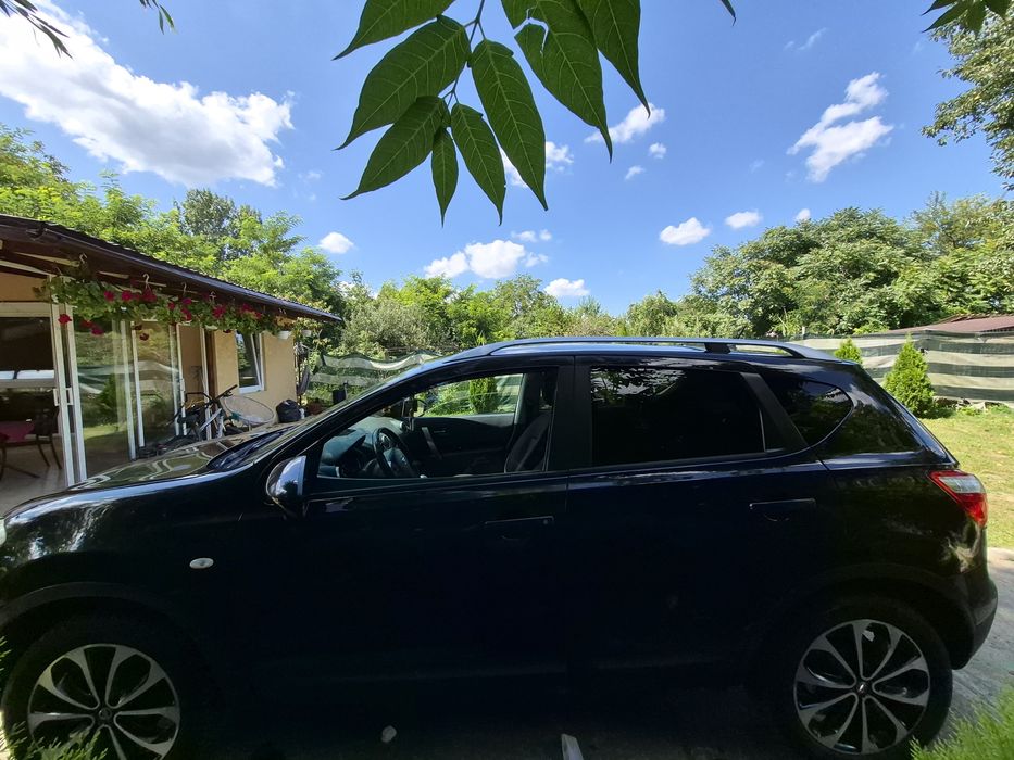 Vând nissan qashqai