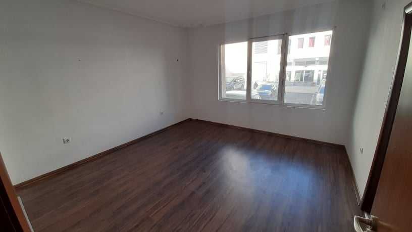 Дава се под наем Тристаен апартамент в Бургас, Възраждане - 72 кв.м за 250 € - Снимка #6