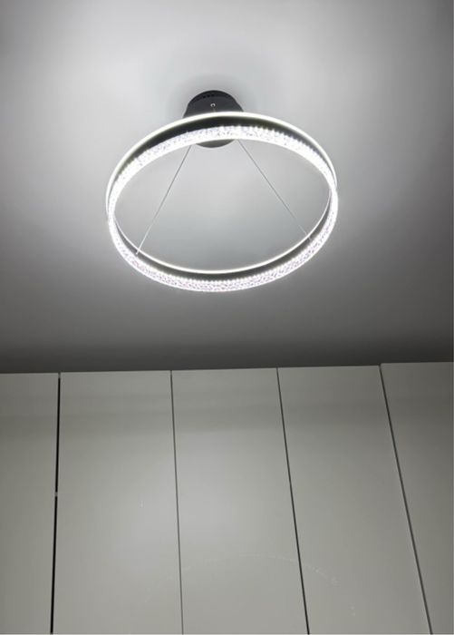 Люстра новая 50 см