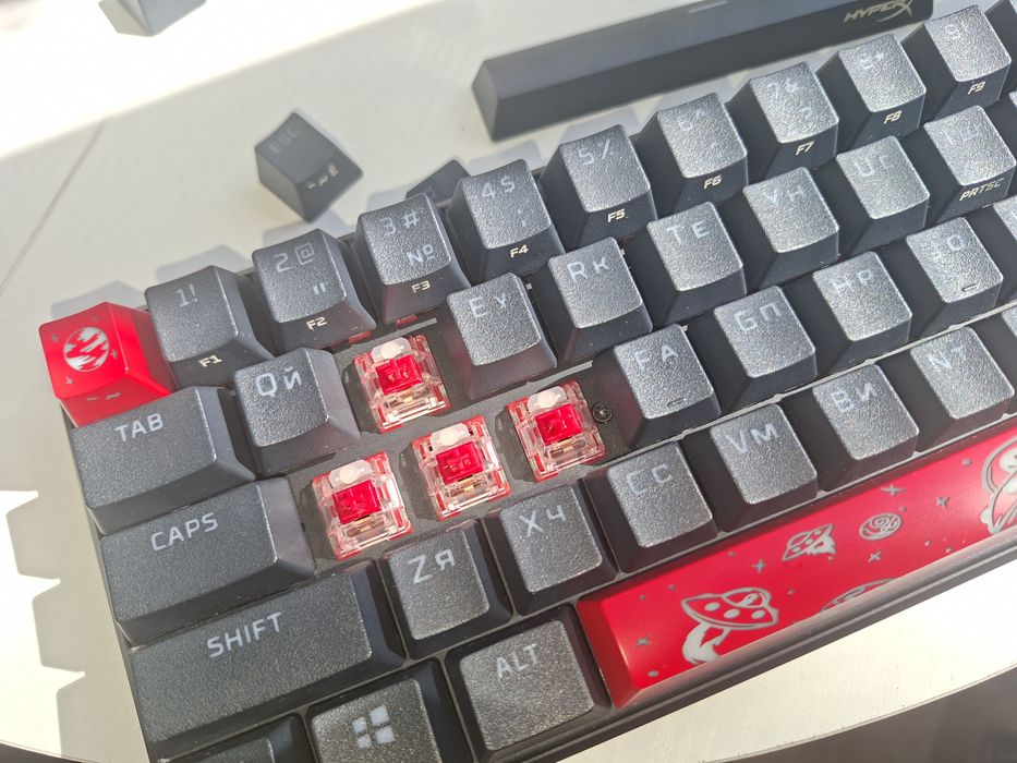Игровая клавиатура Hyper X Alloy Origin 65%