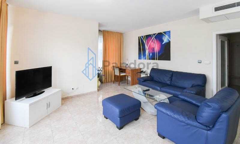 Дава се под наем Тристаен апартамент в София, Гео Милев - 96 кв.м за 768 € - Снимка #1