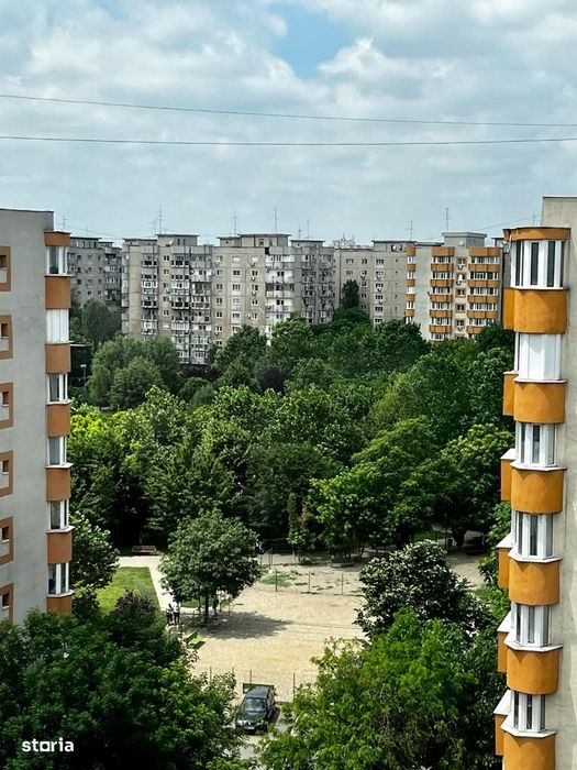 Garsonieră cu balcon și aer condiționat, Rahova