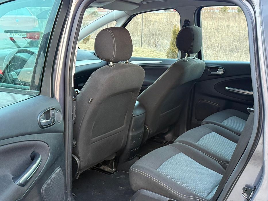 Ford S-Max 1.6i 2011