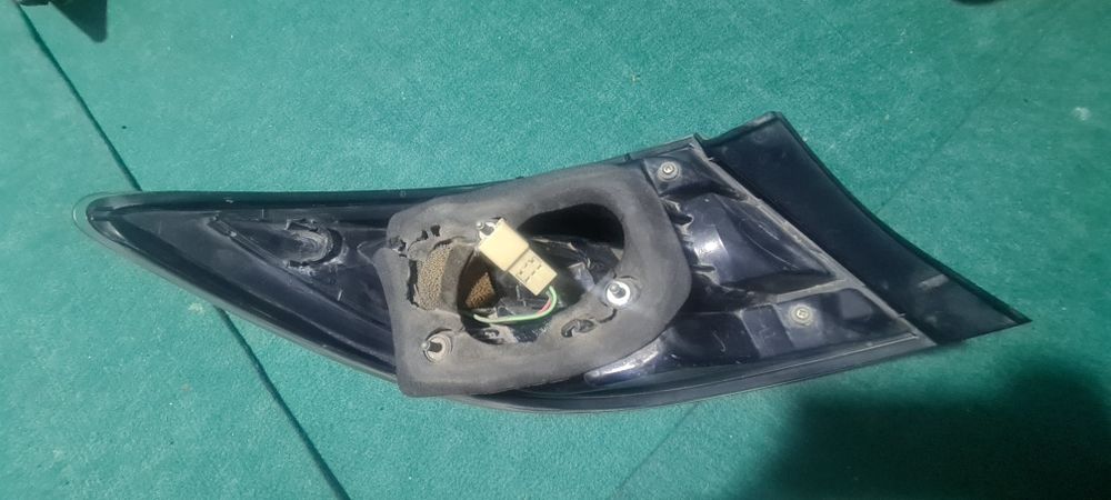 Фары для MAZDA 6  2008