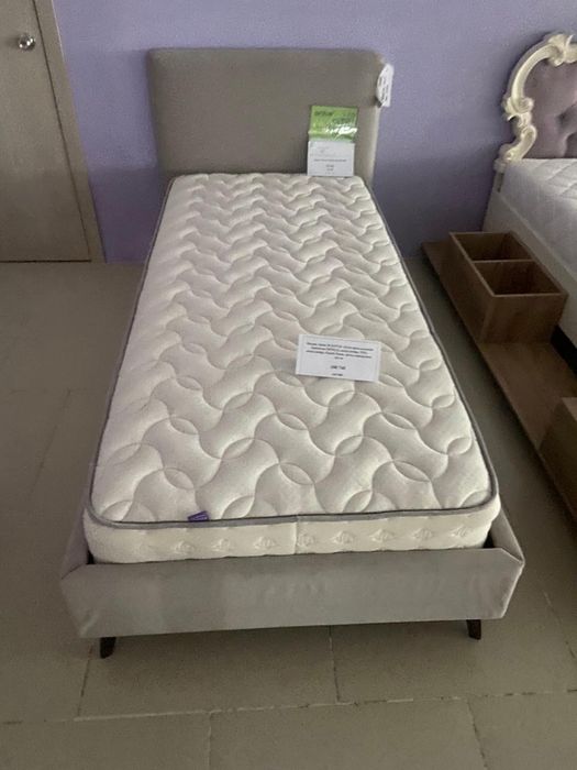 Продам кровать 0,9*2,0