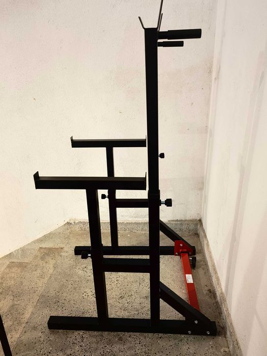 Продавам стойки за клек