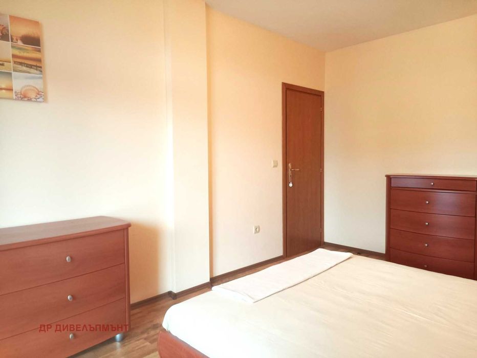 Дава се под наем Тристаен апартамент в к.к. Слънчев бряг - 101 кв.м за 307 € - Снимка #11