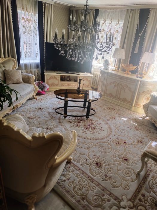 Продам большой дом в Районе Гавани