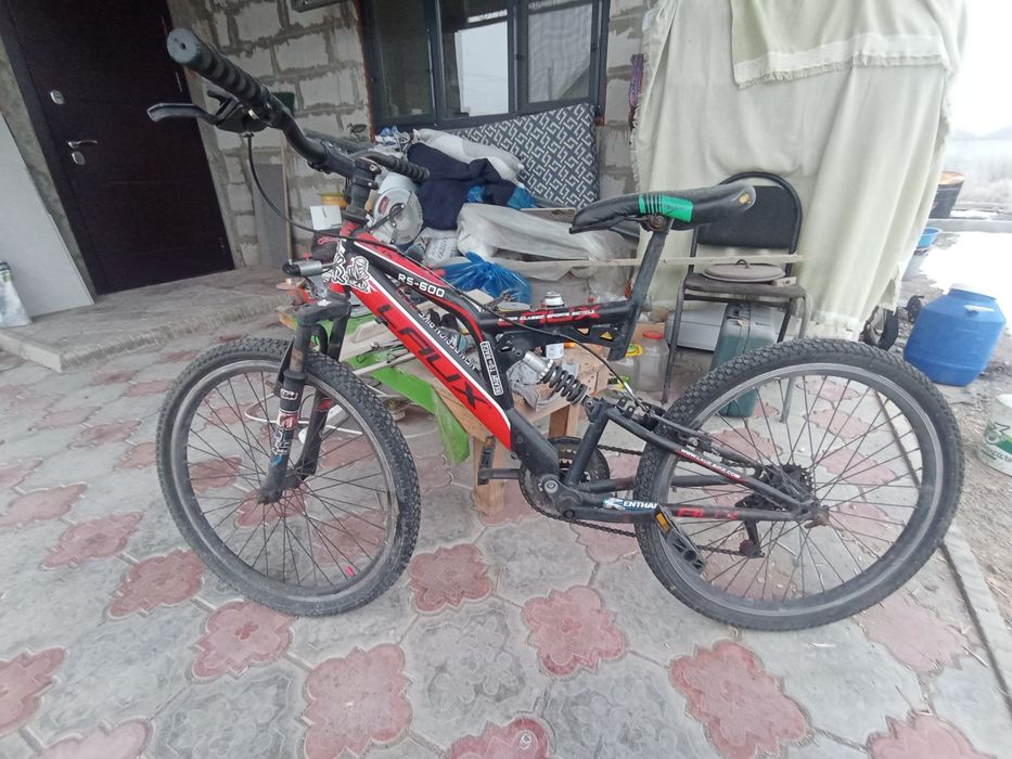 Велосипед подростковый.