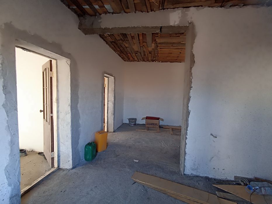 Тез арада үй сатылады