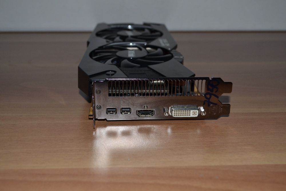 Placă video AMD Sapphire HD 7950