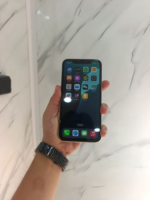 Iphone 11 sotiladi