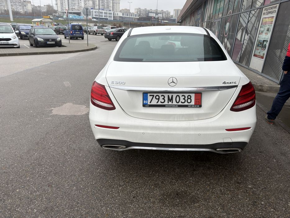 Mercedes E 300 4 matic BURMASTER 360 *KEYLESS GO
