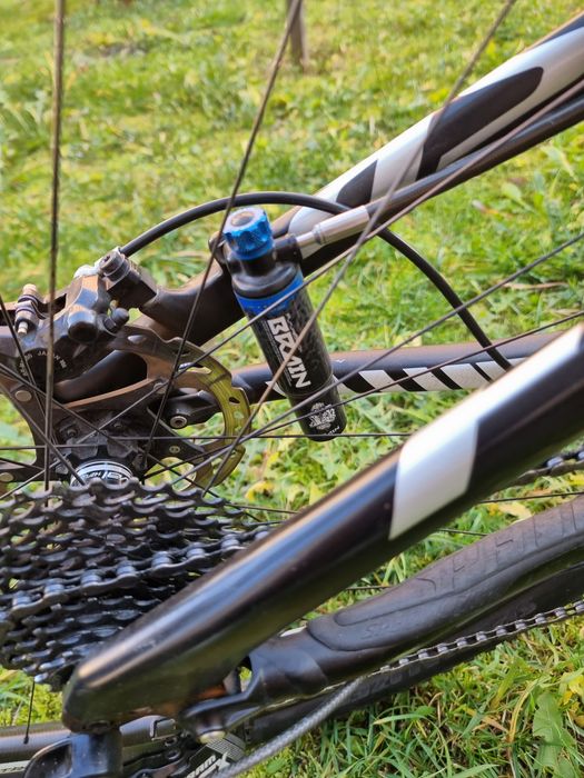 Bicicleta full suspension  29"