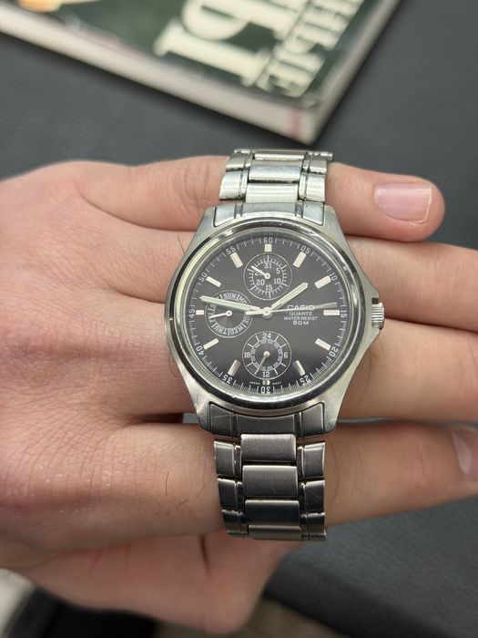 Продам оригинальные Casio MTP-1124