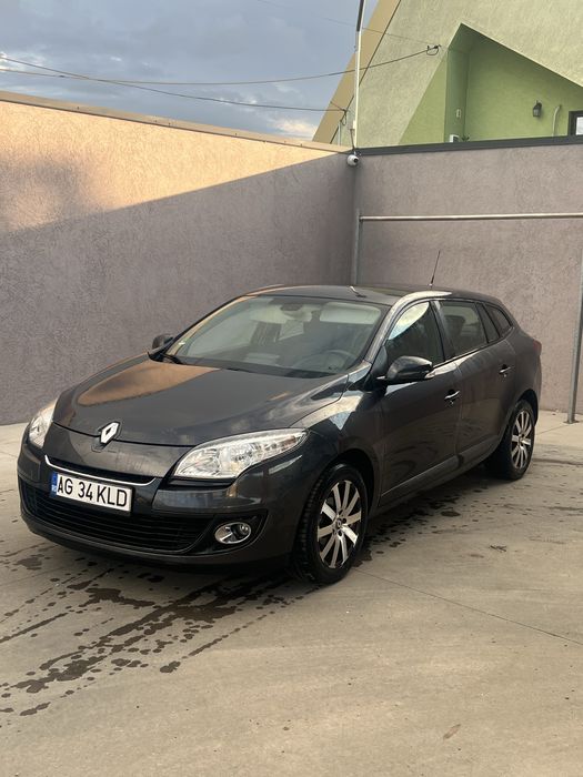 RENAULT Megane